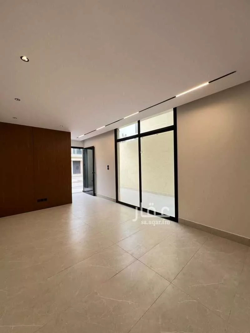 3 bedroom floor in Al Aridh 2