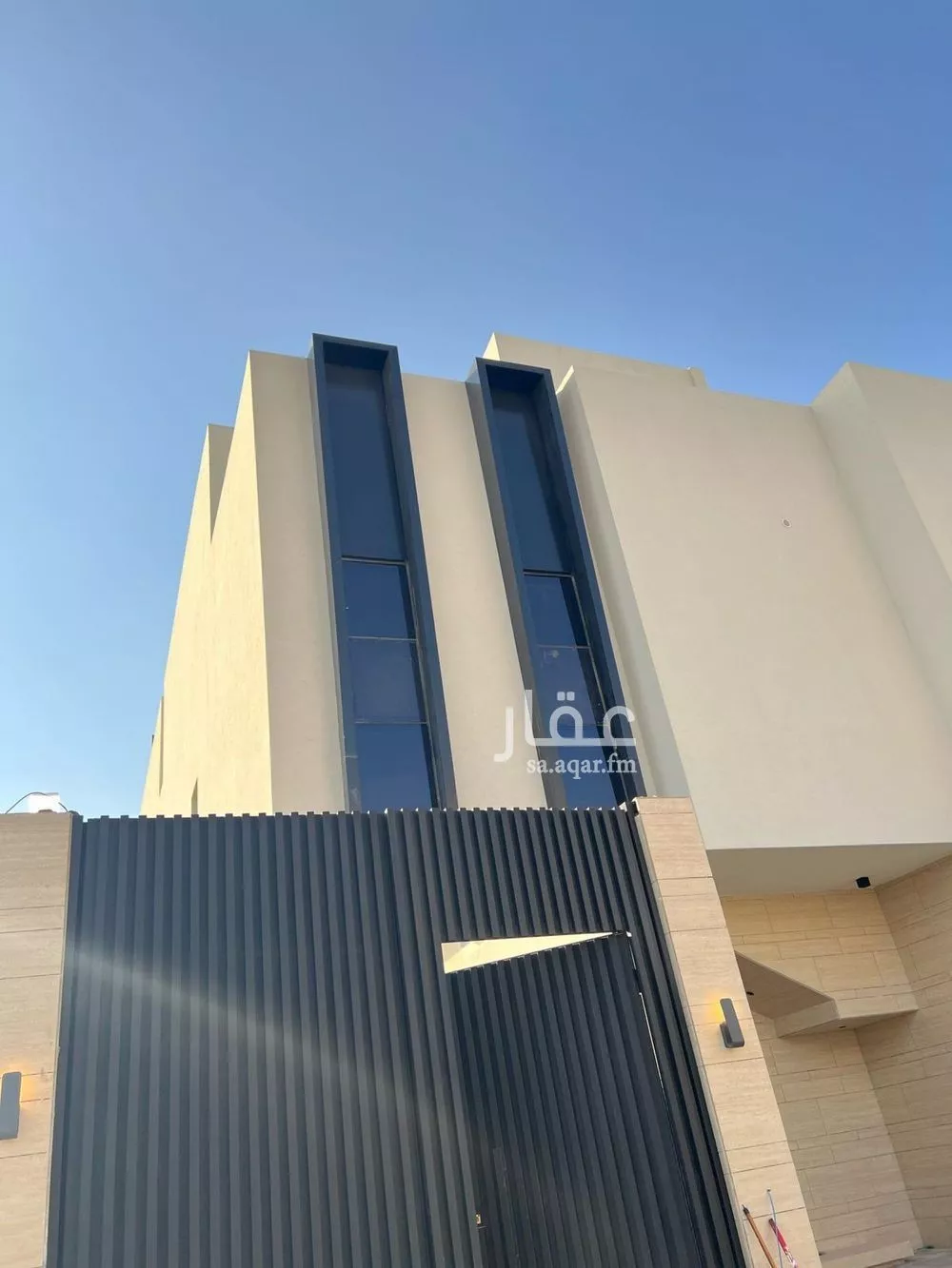 3 bedroom floor in Al Aridh 1