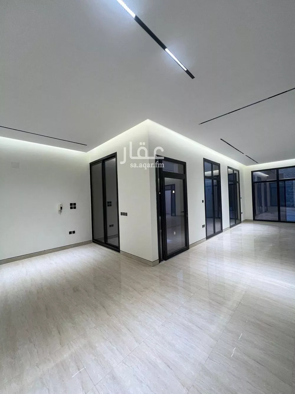 فيلا 5 غرف في النرجس 5