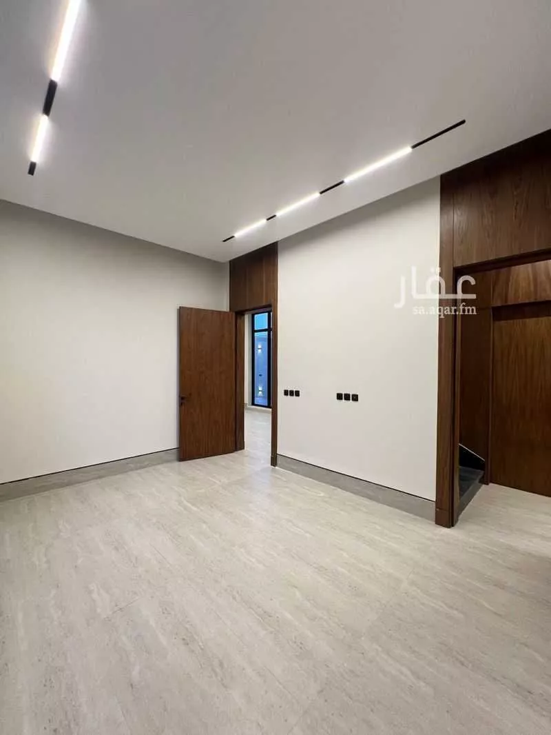 فيلا 5 غرف في العارض 5