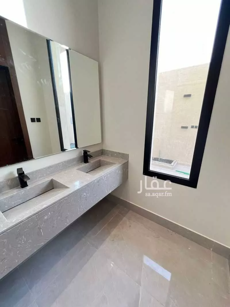 فيلا 5 غرف في النرجس 3