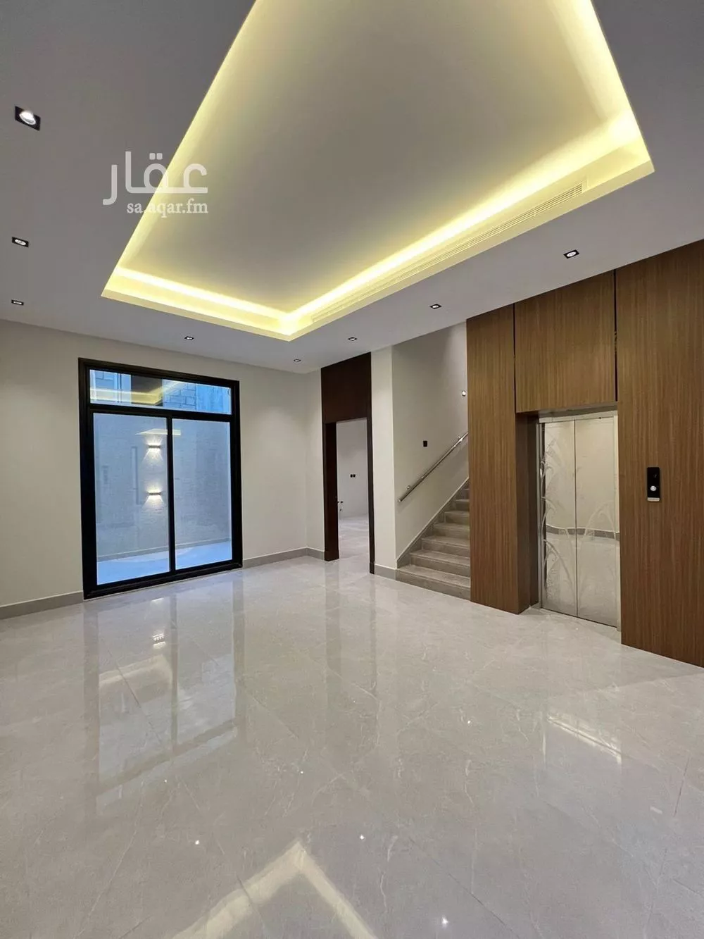 فيلا 5 غرف في النرجس 4