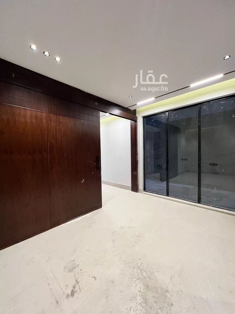 فيلا 5 غرف في العارض 3