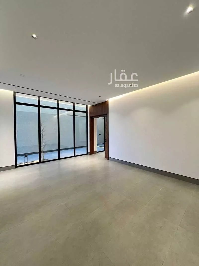 فيلا 4 غرف في العارض 3