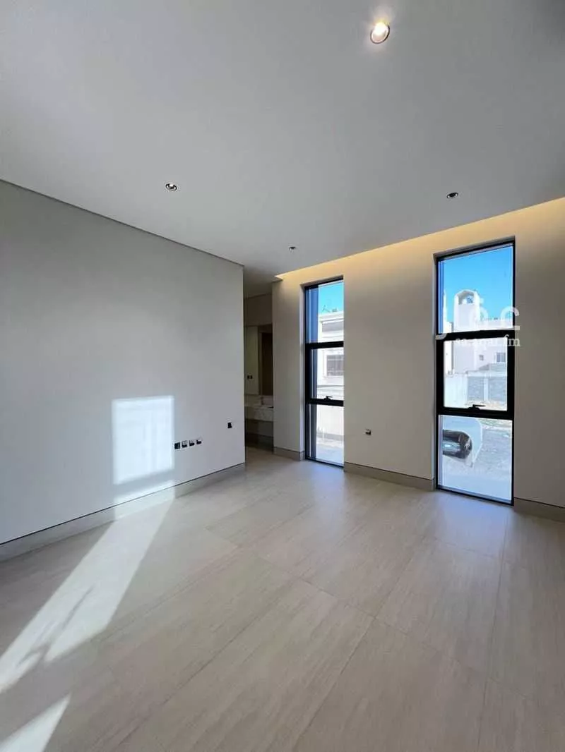 دور 3 غرف في العارض 5