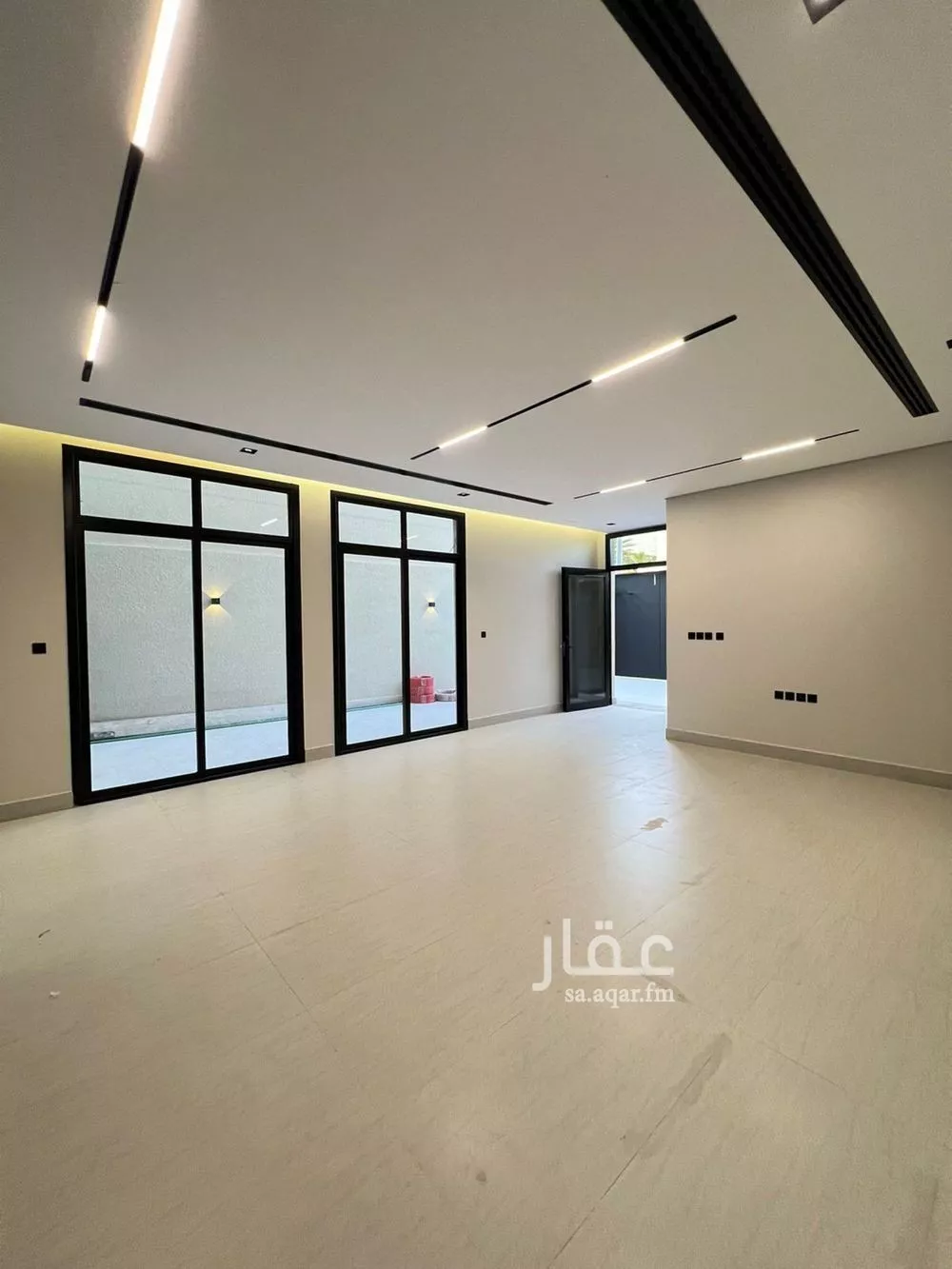 فيلا 5 غرف في النرجس 3