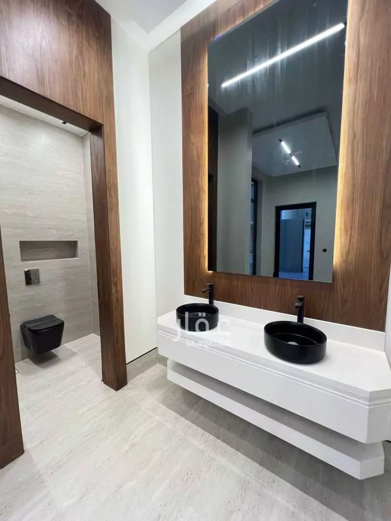 فيلا 5 غرف في العارض 5