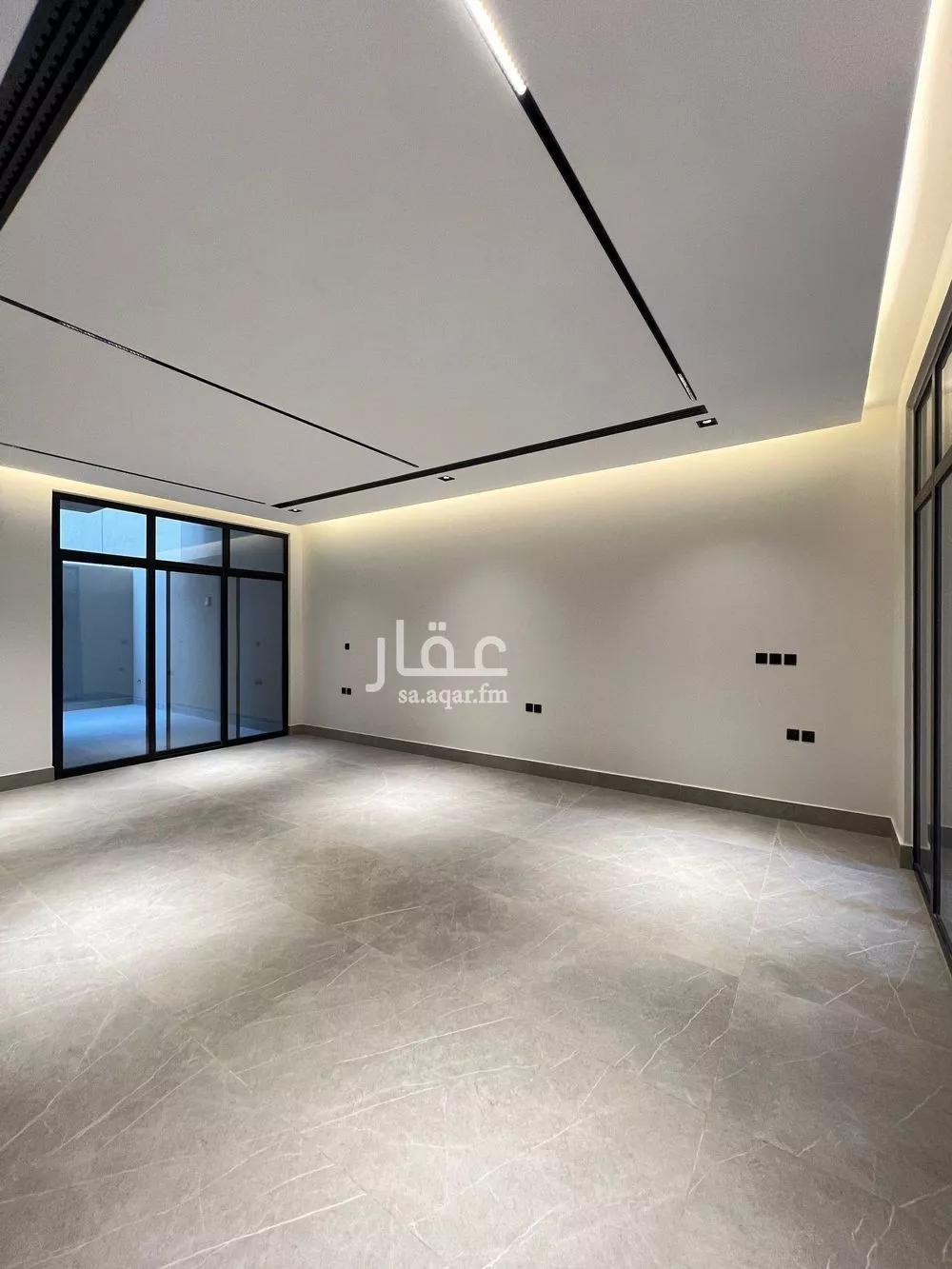 فيلا 5 غرف في النرجس 3