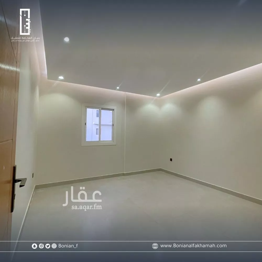 شقة 4 غرف في الريان 2