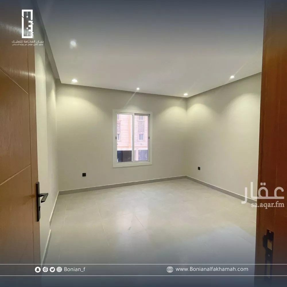 شقة 4 غرف في الريان 5