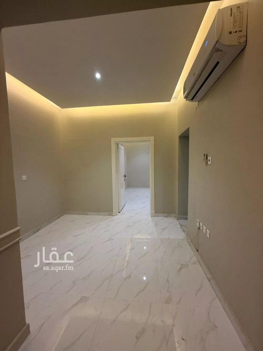 شقة 1 غرف في العقيق 4