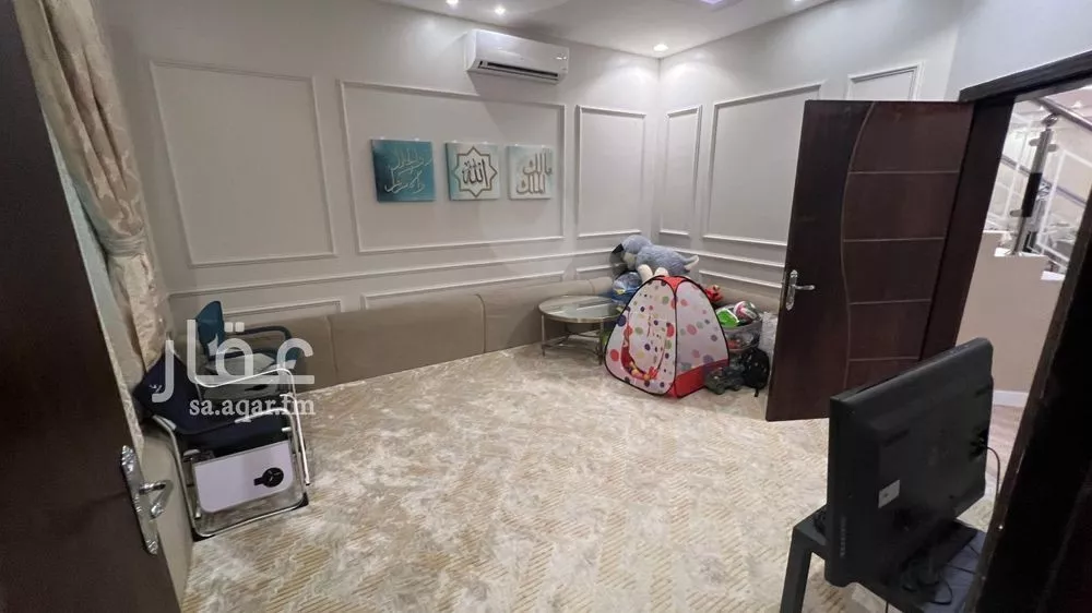 فيلا 7 غرف في العارض 4