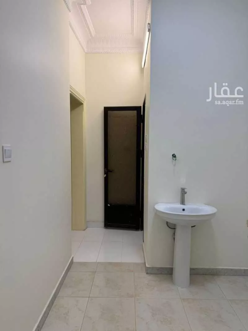 2 bedroom apartment in Al Thaghr, Jeddah 7