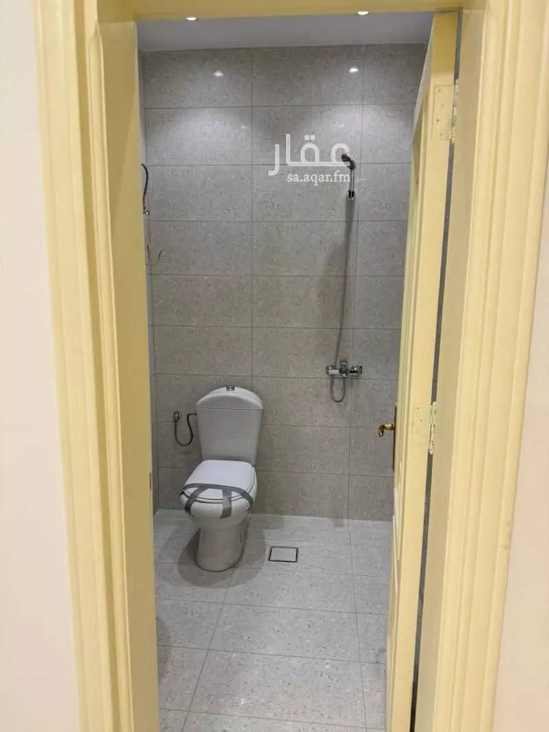 3 bedroom apartment in Al Thaghr, Jeddah 4