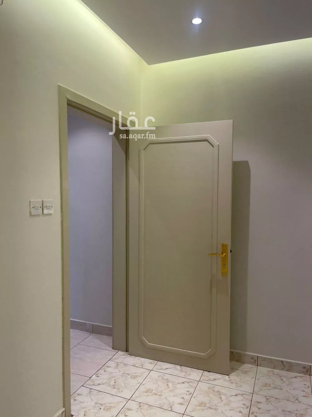 3 bedroom floor in King Faisal 3