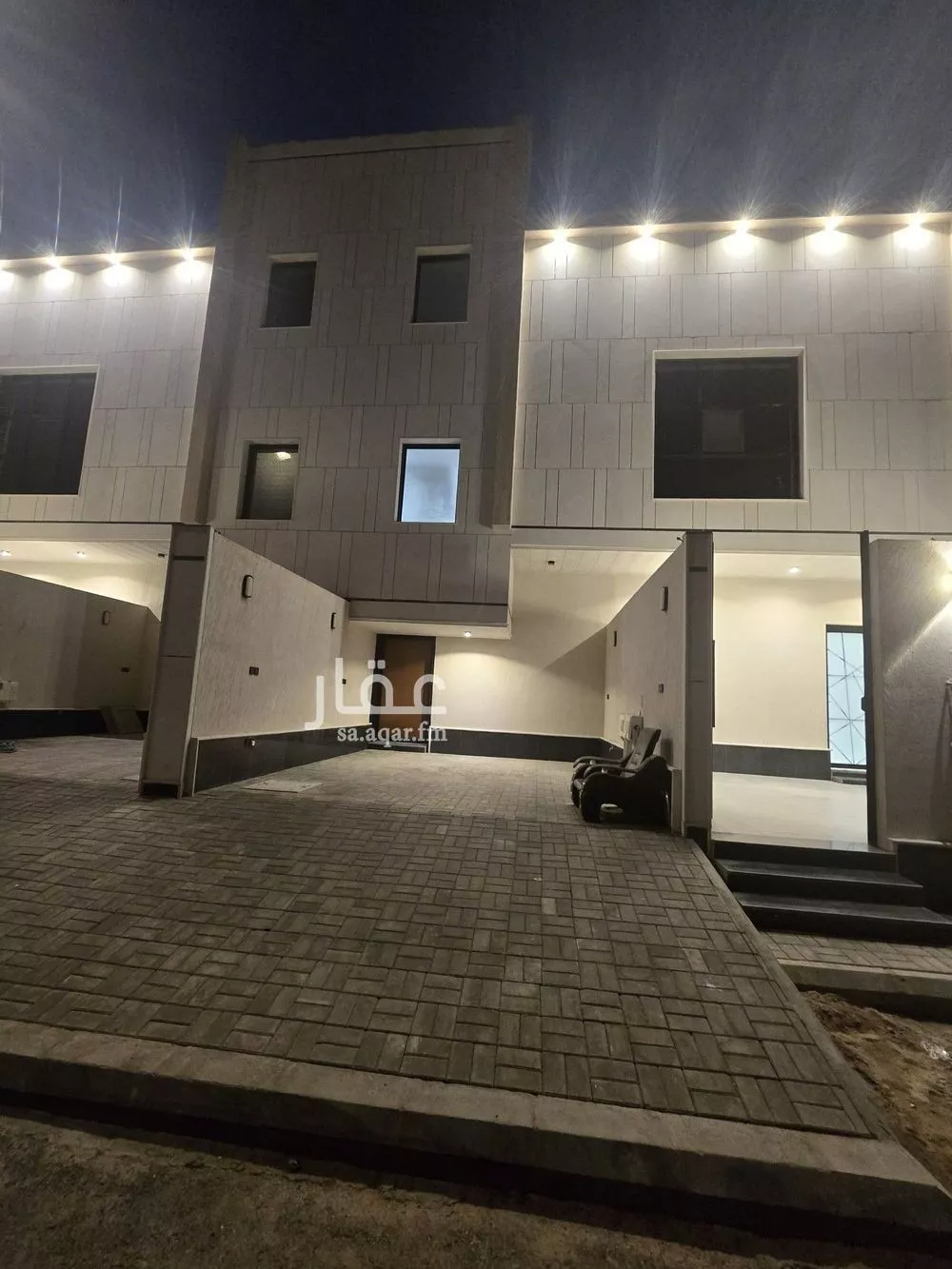 3 bedroom floor in Al Munsiyah 1