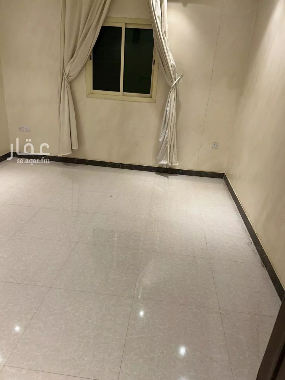 3 bedroom floor in Dhahrat Laban 3