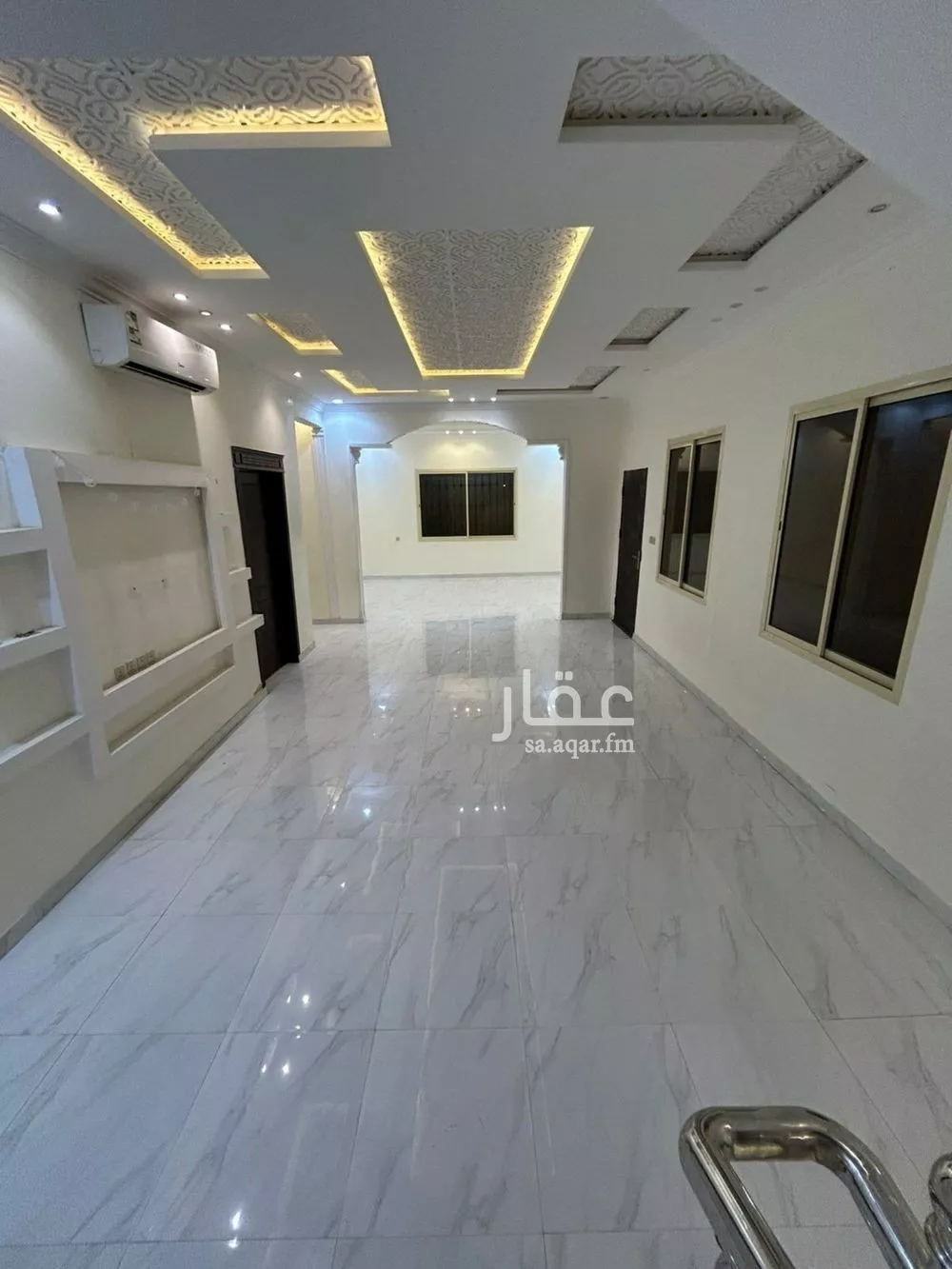 5 bedroom villa in Al Rimal 4