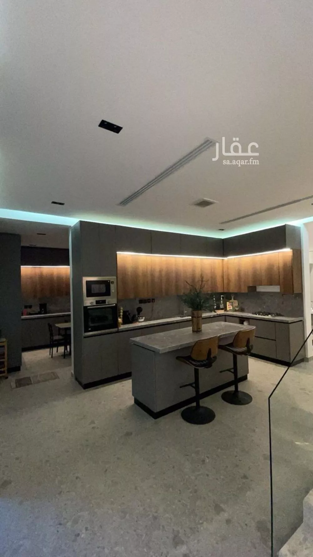 فيلا 6 غرف في النرجس 4