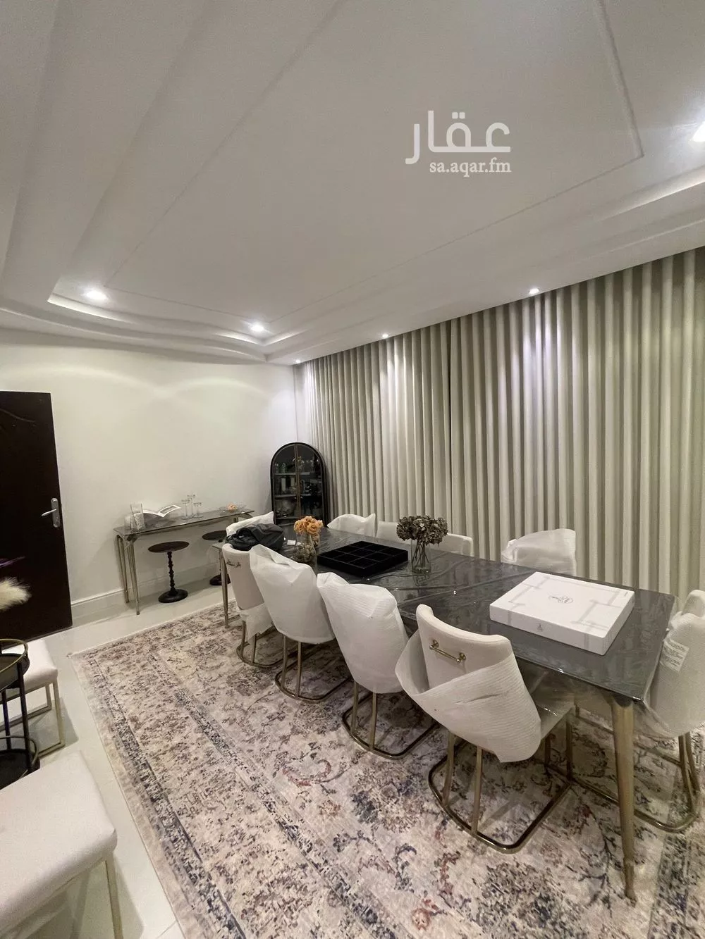 فيلا 6 غرف في النرجس 4