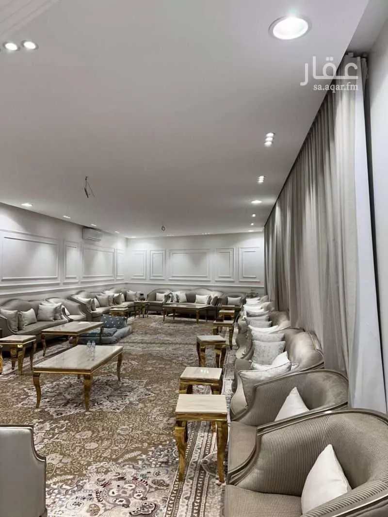 8 bedroom villa in Al Rimal 4