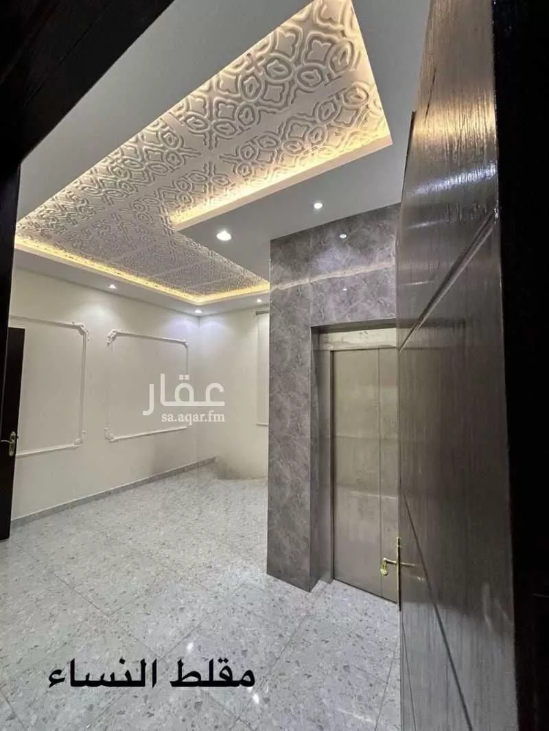 8 bedroom villa in Al Rimal 5