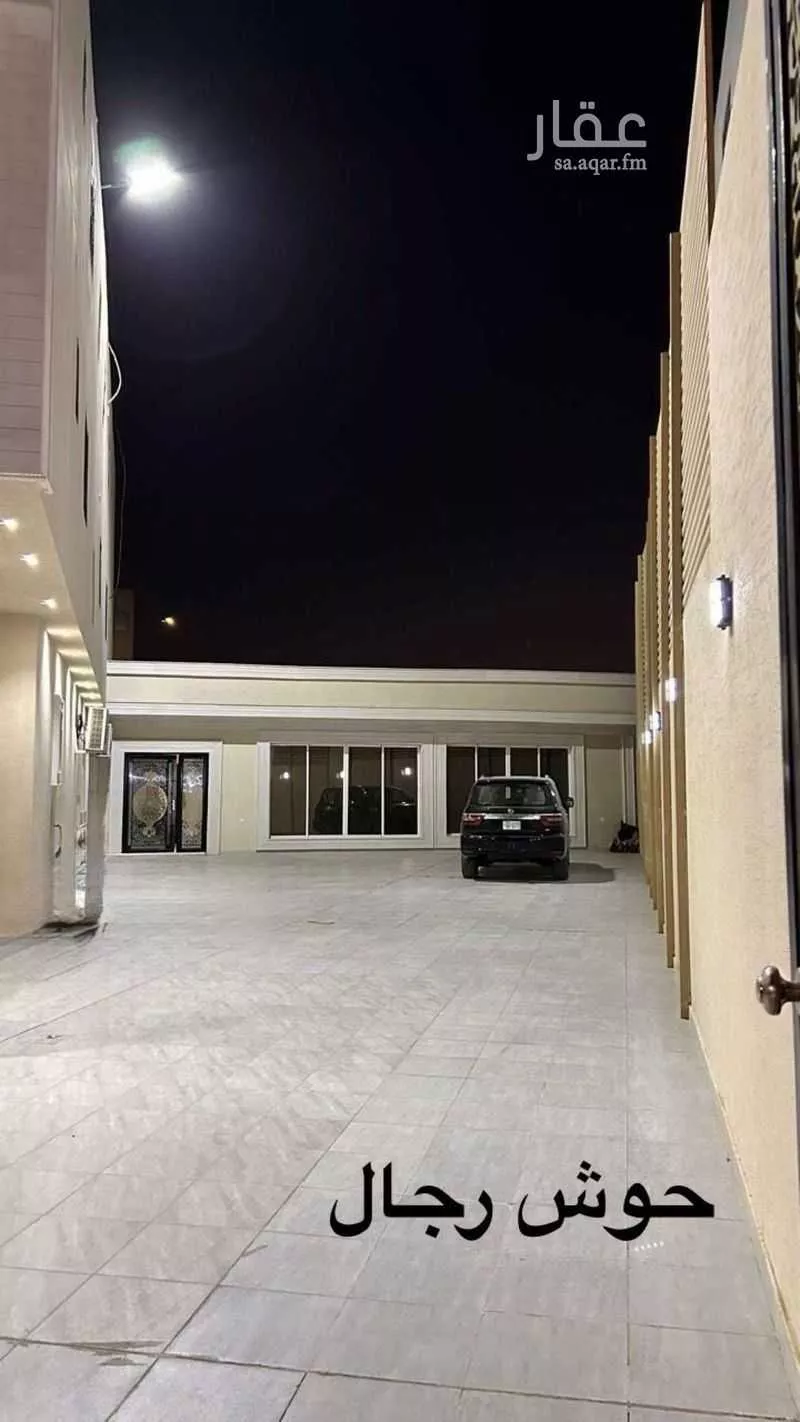 8 bedroom villa in Al Rimal 2