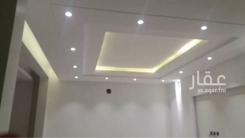 فيلا 8 غرف في النرجس 5