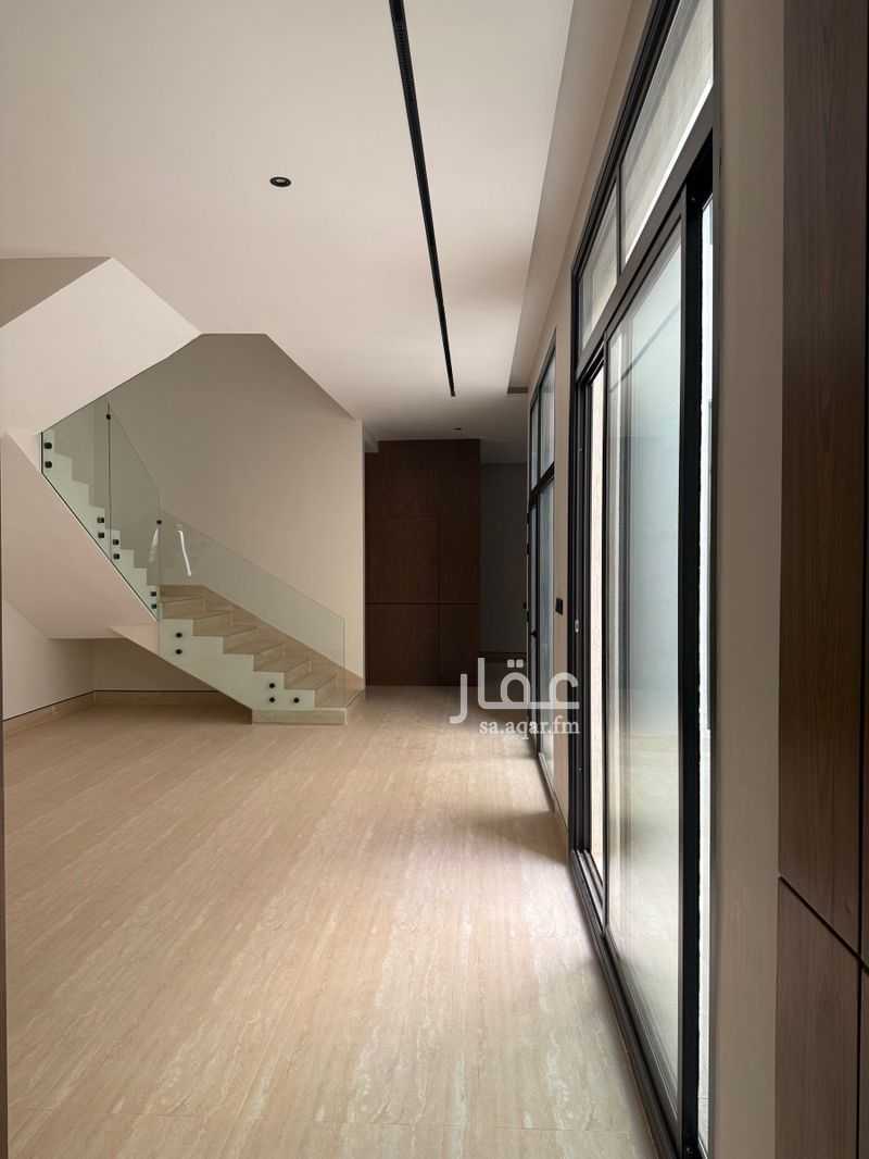 4 bedroom villa in Al Mahdiyyah, Riyadh 5