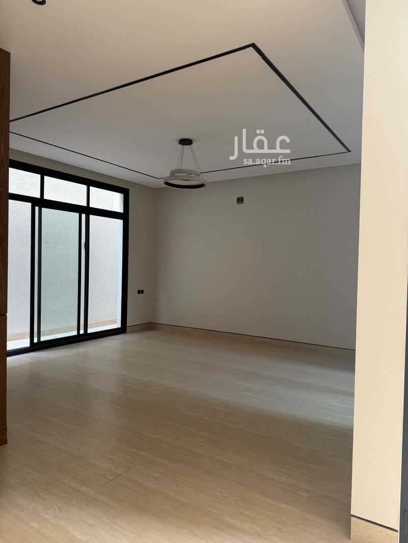 4 bedroom villa in Al Mahdiyyah, Riyadh 6