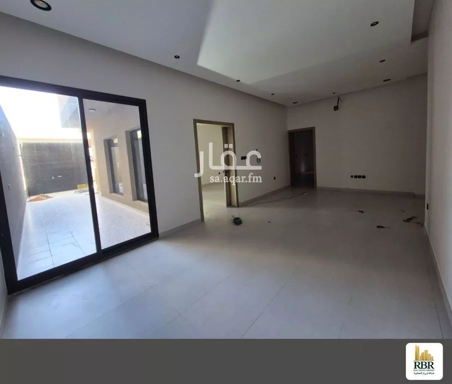 3 bedroom floor in Al Rawabi 5