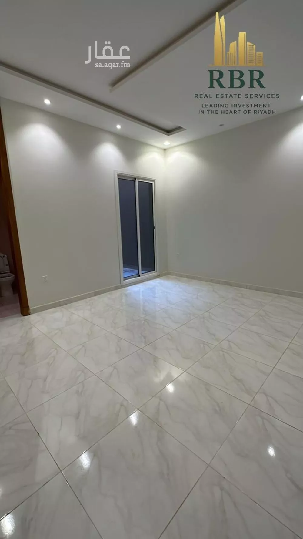 فيلا 5 غرف في العارض 5