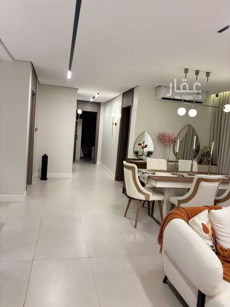 شقة 4 غرف في اشبيلية 2