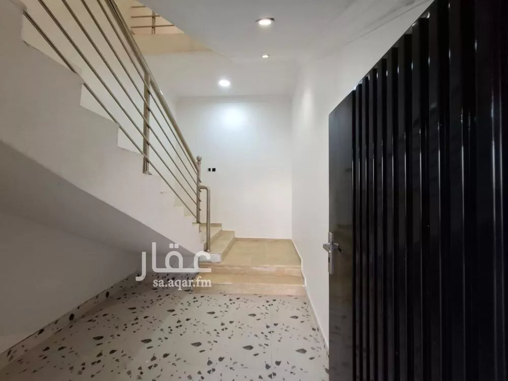 5 bedroom apartment in Taibah, Riyadh 12