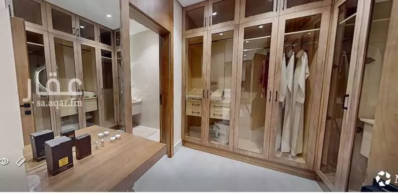 5 bedroom villa in Al Qairawan, Riyadh 11