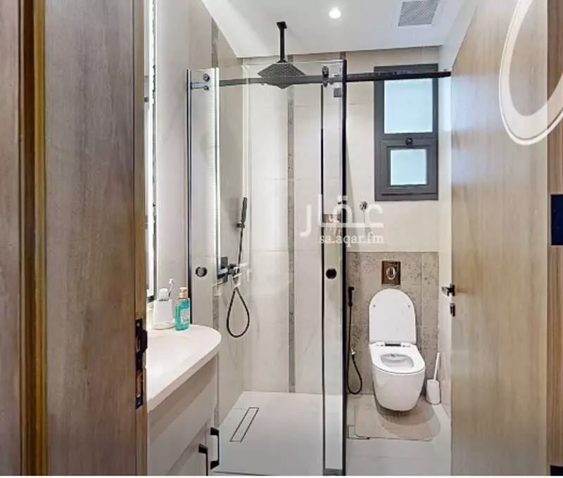 5 bedroom villa in Al Qairawan, Riyadh 8