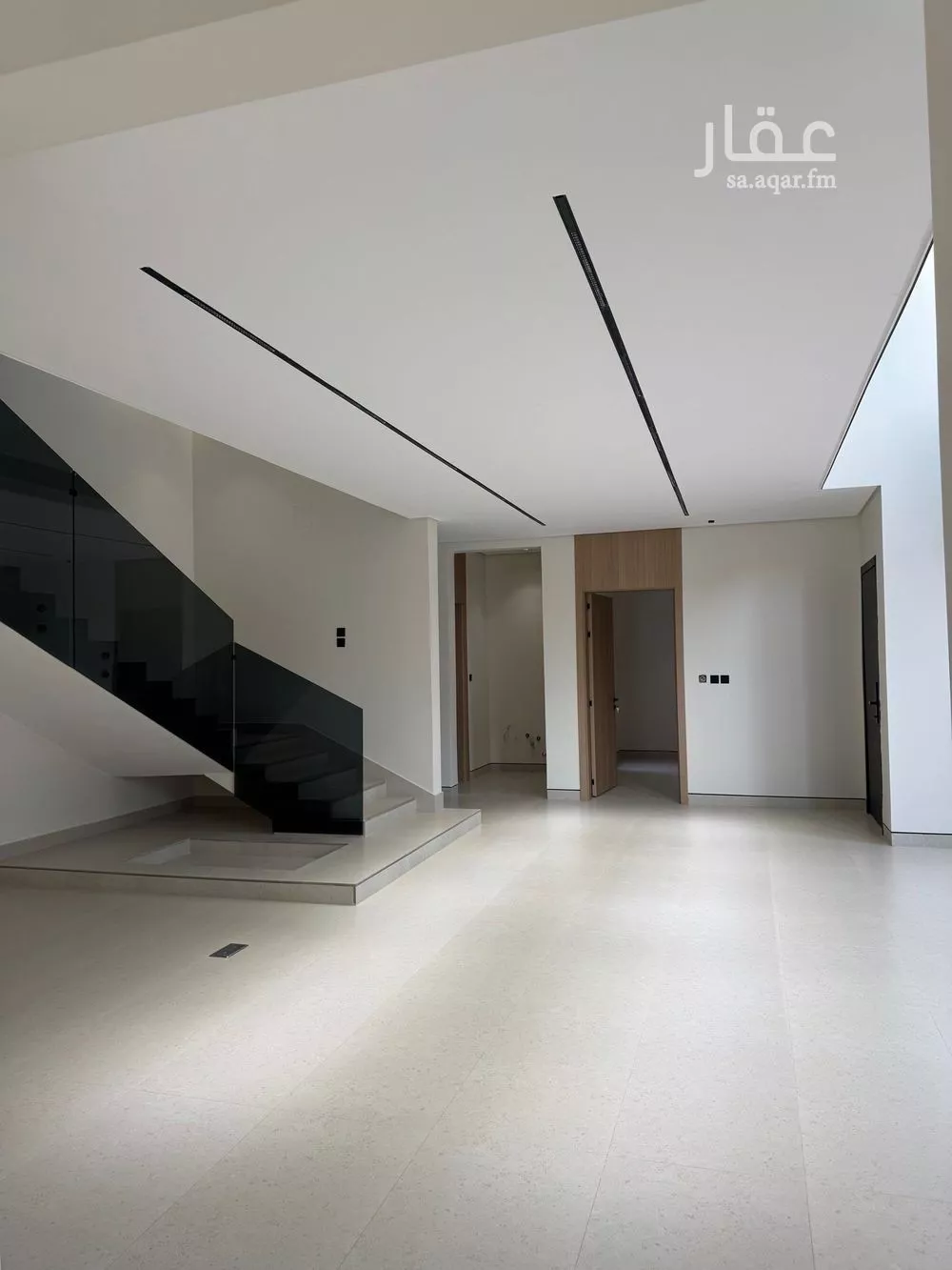 فيلا 7 غرف في المهدية 5