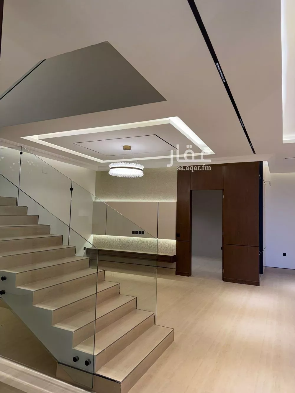 فيلا 6 غرف في المهدية 5