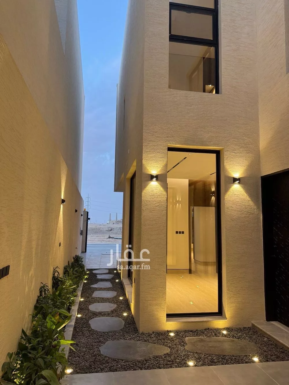 فيلا 6 غرف في المهدية 5