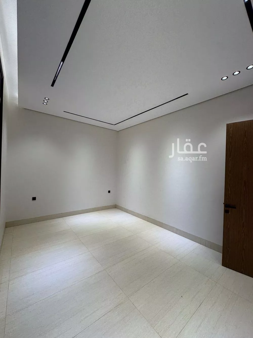 5 bedroom villa in Al Mahdiyyah 4