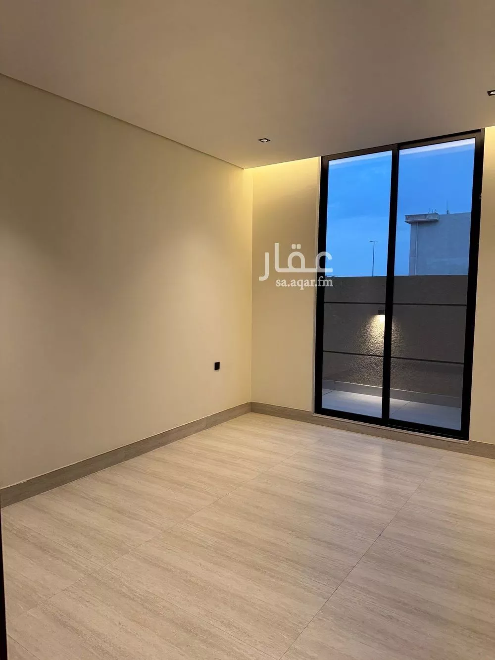 شقة 6 غرف في المهدية 4