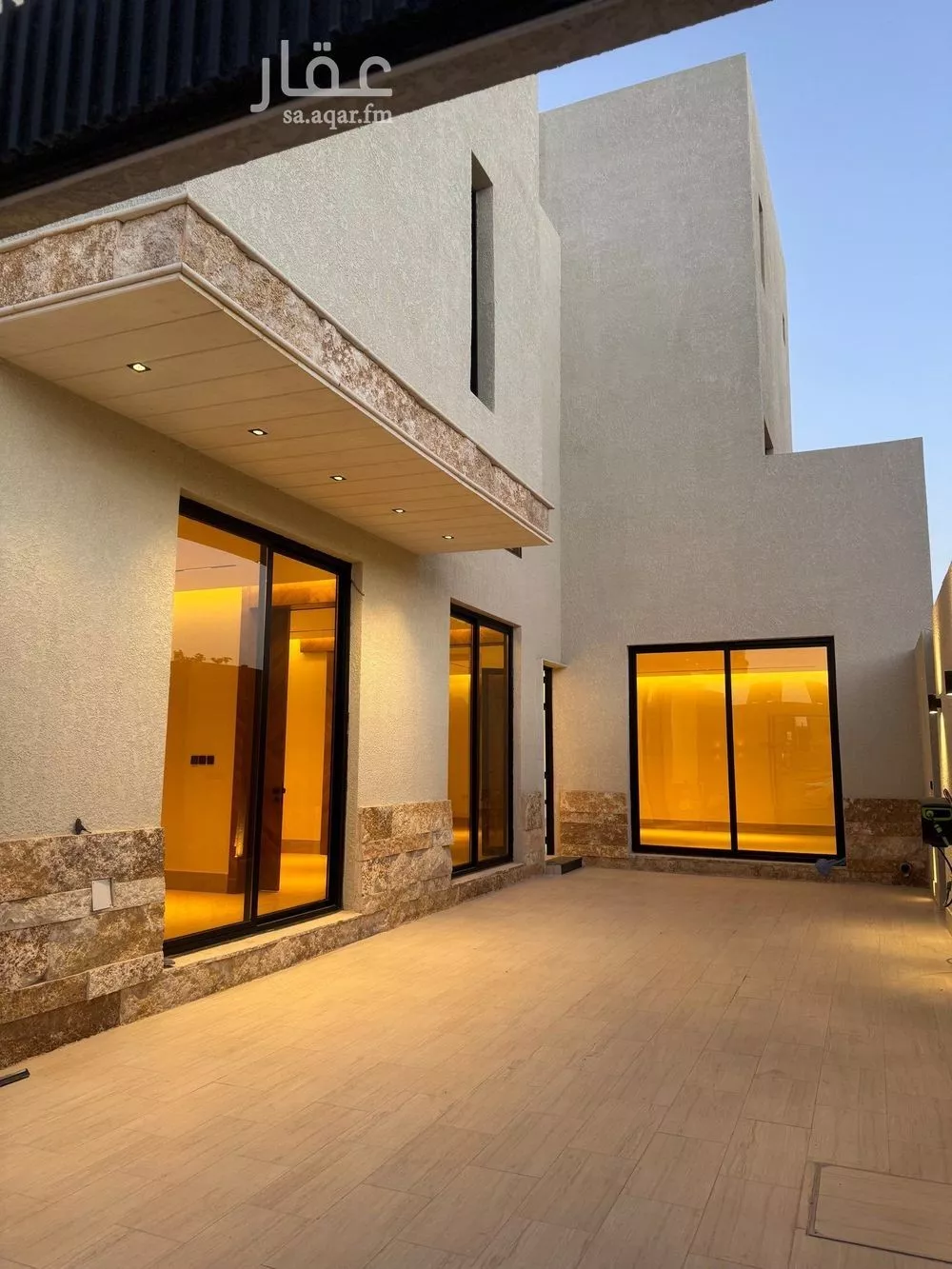 فيلا 6 غرف في المهدية 5