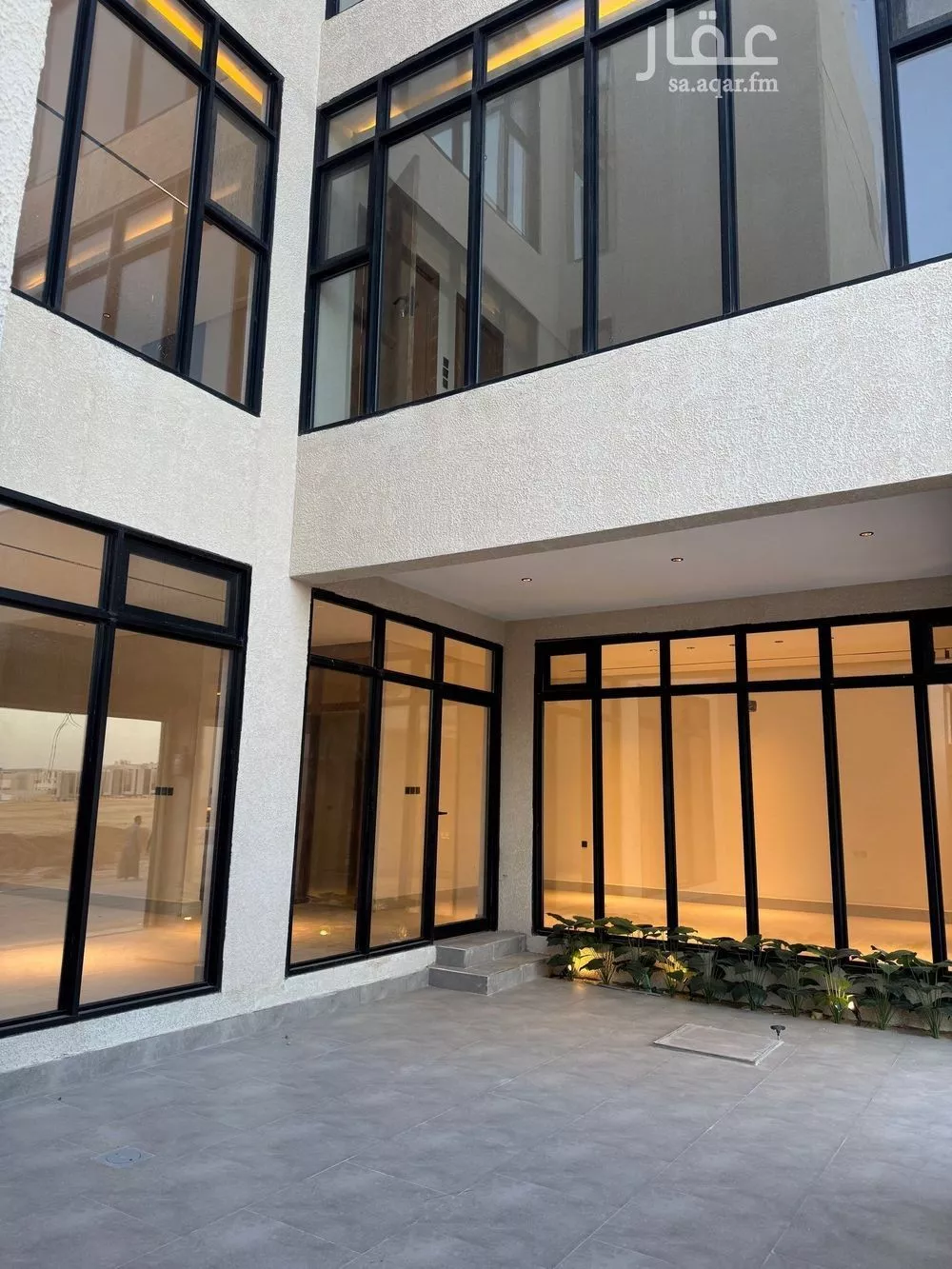 5 bedroom villa in Al Mahdiyyah 2