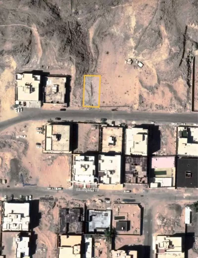 أرض 450 م² في الملك فهد 4