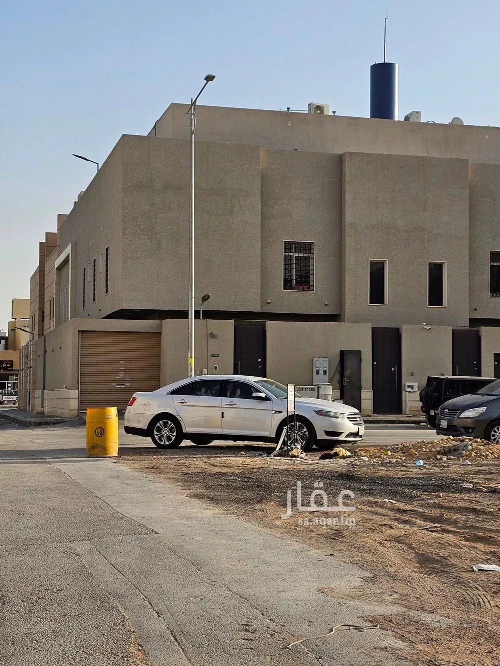 فيلا 6 غرف في العارض 2