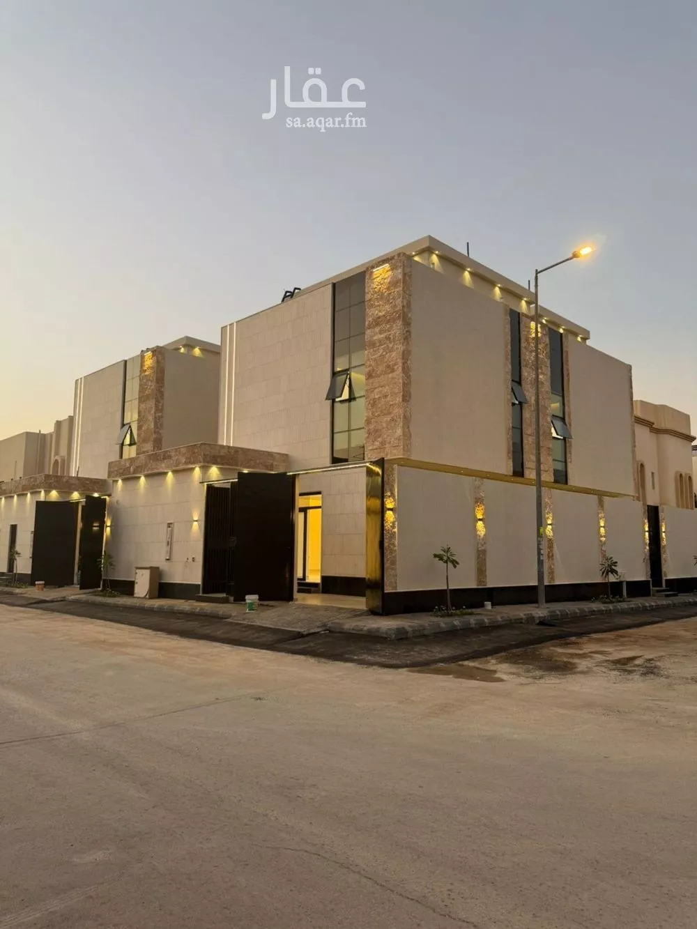 فيلا 5 غرف في الخليج 5