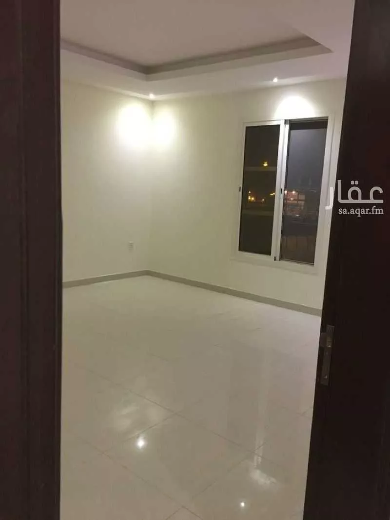 شقة 4 غرف في الياسمين 3