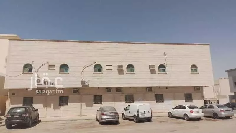 عمارة 900 م² في النزهة 2