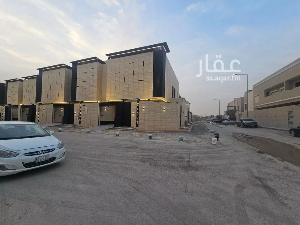 فيلا 5 غرف في العارض 3