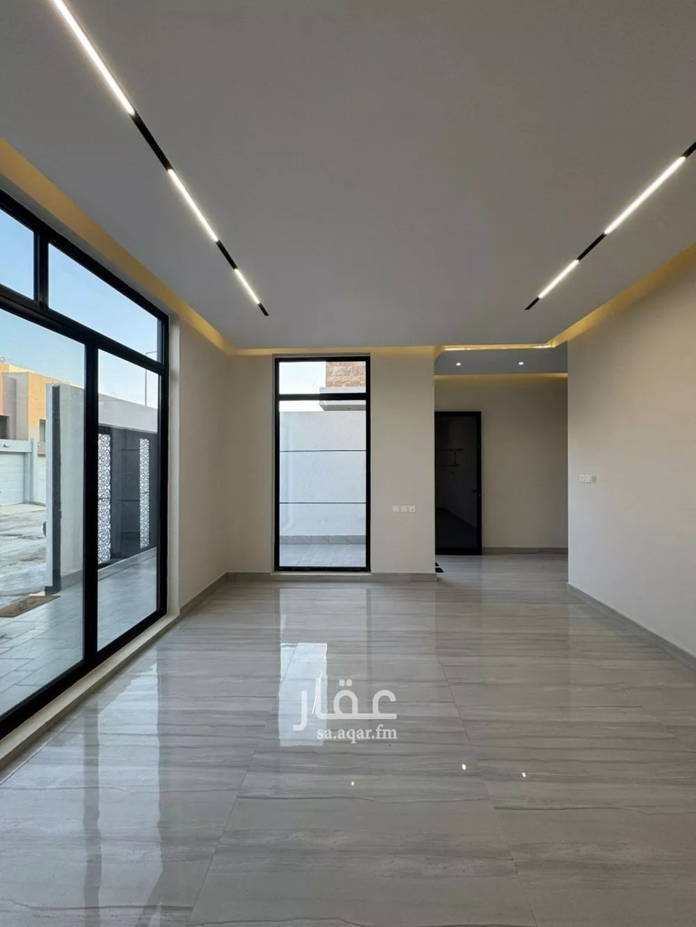 فيلا 5 غرف في النرجس 3